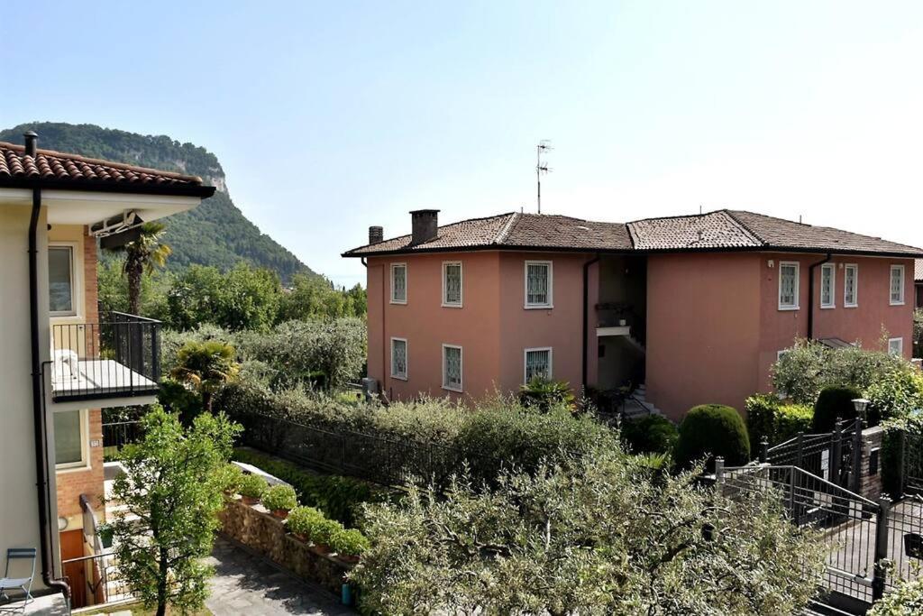 Appartamento I Cocai Garda  Buitenkant foto
